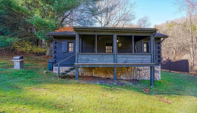 Bison Hollow Hideaway
