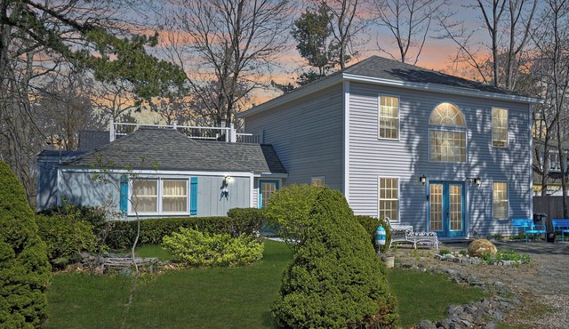 Blue Doors By The Sea by Bayley Vacation Rentals