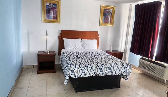Blue Way Inn & Suites Wichita East