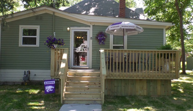 Bluemont Cottage - Quaint,cozy cottage which feels like your home away from home