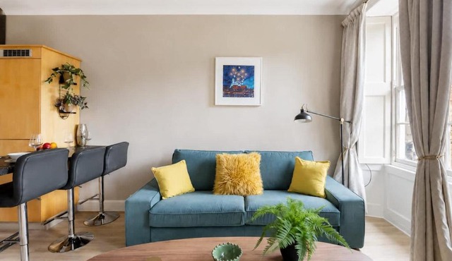 BnBNova - 2BR - West End Castle