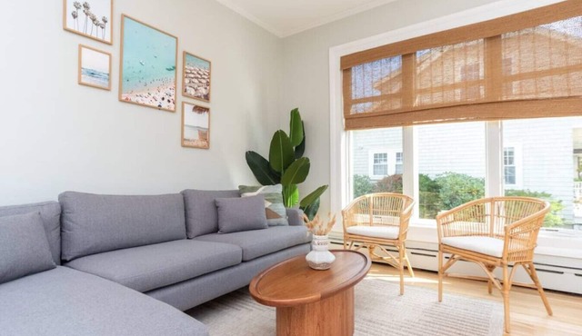 Boston's Beach Home: Pool, 1min to Beach, Pet +
