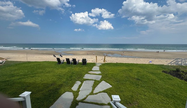 Brand new Five bedroom beachfront home on Moody Beach.Amazing location!