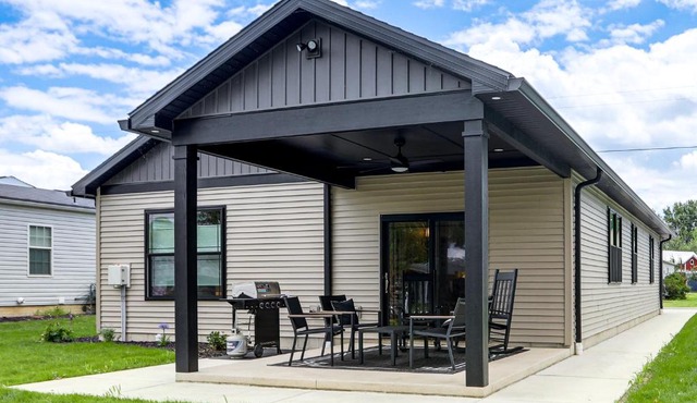Brand-New Relaxing River Retreat: Lake Erie Access