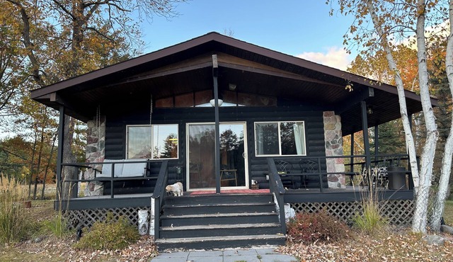 BRIDGE ACCESSIBLE PRIVATE ISLAND CABIN located on the WHITE FISH CHAIN of Lakes