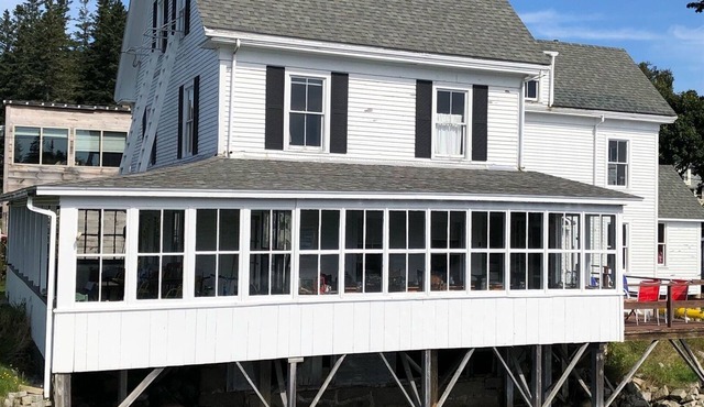 Bridgeside Inn on peaceful Vinalhaven Island, Maine