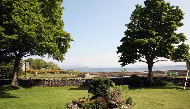 Broadford Hotel