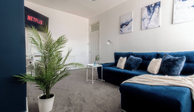 Business Apartment |Parking| Wifi |Near Metro Centre