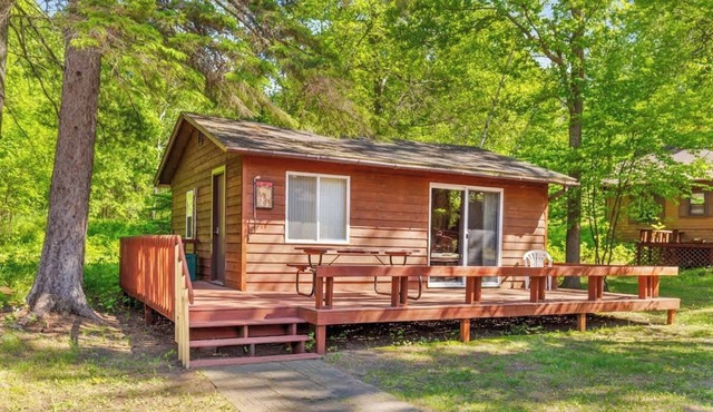 Cabin #10 2BR 1BA Timberlane Resort