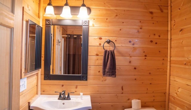 Cabin at Van Hook