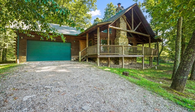 Cabin Fever | Hocking, Hot Tub, Pets, Firepit