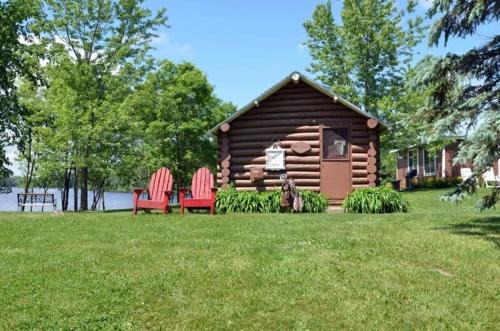 Cabin With Private Beach