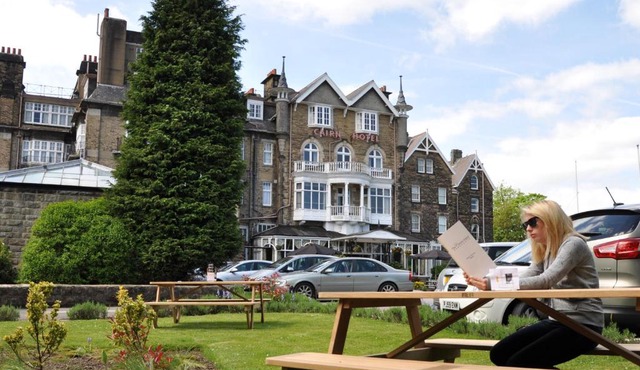 Cairn Hotel