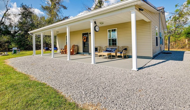 Campbellsville Haven on 63-Acre Farm!
