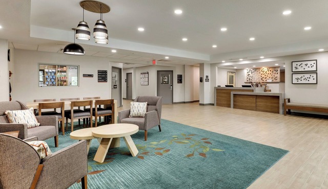 Candlewood Suites Lexington by IHG