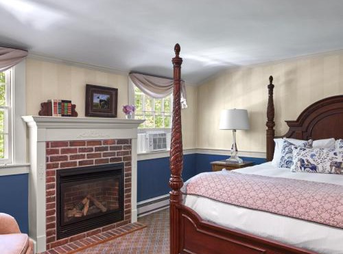 Cape Arundel Inn and Resort