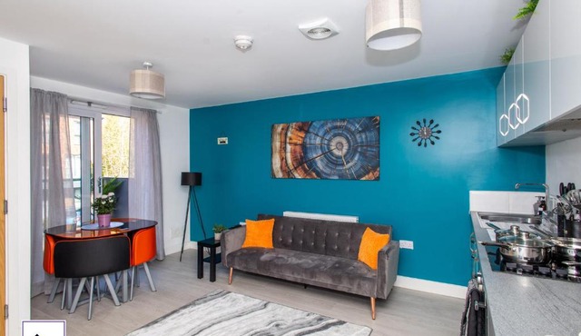 Carnforth 49 by Alt-Stay Contractor Accommodation - 2 Bed En Suite Contractor Home With Parking, Wi-Fi & Full Kitchen - Ideal For Long stays