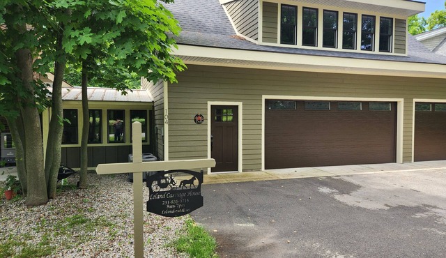 Carriage House guest house located in quaint FISHTOWN, Leland, Michigan, US