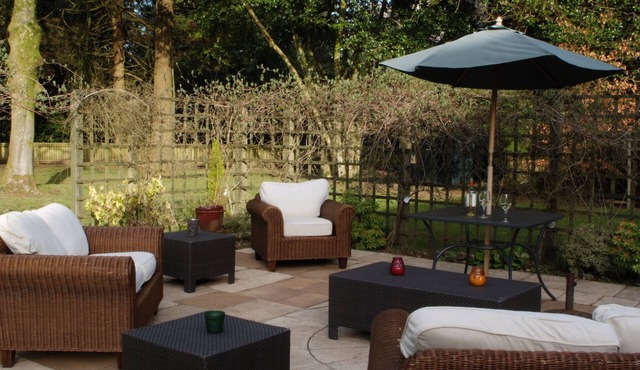 Carriage Lodge sleeps 8 - sleeps 8 guests in 4 bedrooms