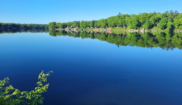 Castaway Cottage on Croton Pond #3