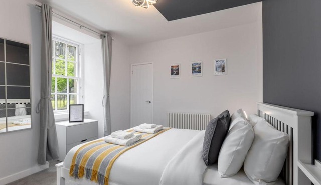 Castle Esplanade Apartment