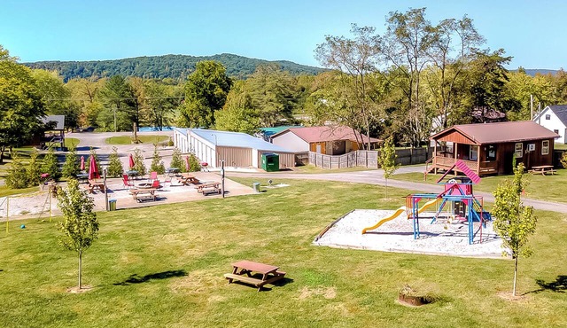 Cave Run Lodge - Near Lake - Playground & Fire pit - Cabin #7