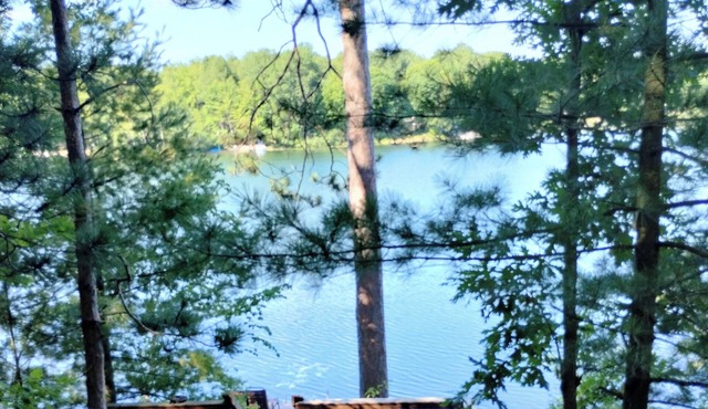 Chandler's Charm - Your Little Piece of Heaven! Dog Friendly - With Fee
