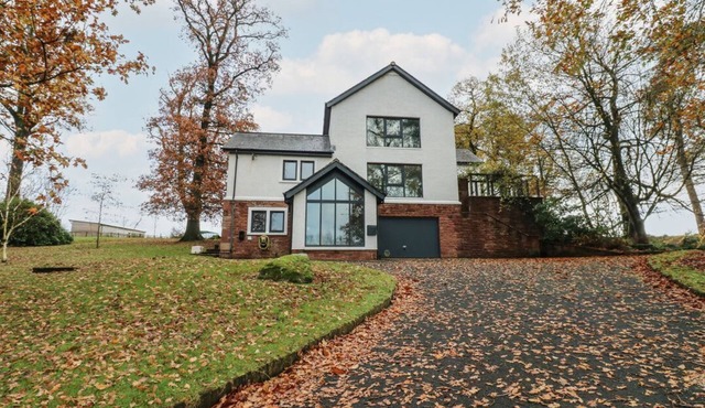 Chapel Hill, Catlowdy