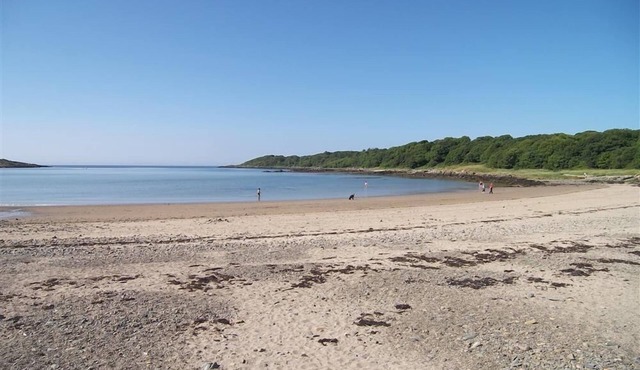 Chapelton Cottage No 1 - a cottage that sleeps 4 guests in 2 bedrooms
