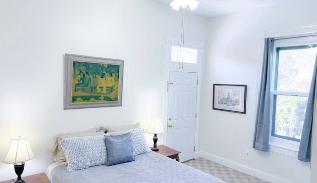 Charming 1-bedroom apartment in Vibrant Old Louisville WiFi Washer/Dryer