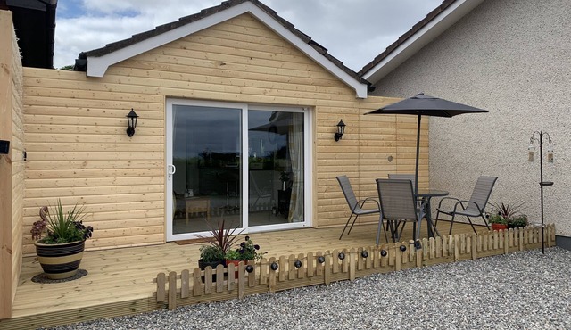 Charming 2-Bed Cabin in Inverness, Scotland