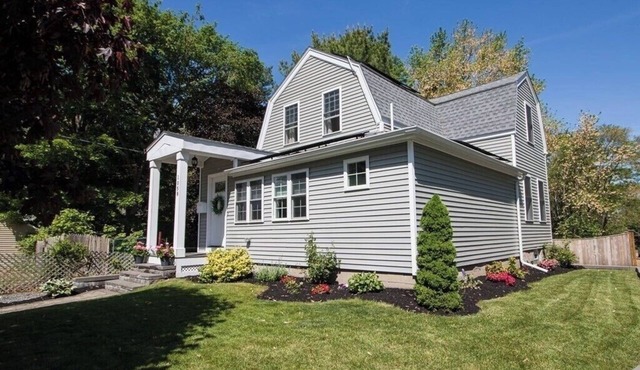 Charming 2-Bedroom, 2.5-Bath Home in Holbrook, MA – Perfect for a Cozy Getaway!