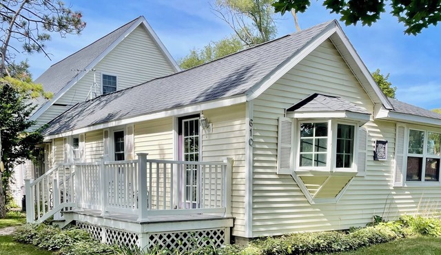 Charming 2-bedroom house in Elk Rapids