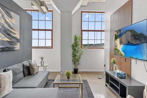 Charming 2BR Escape with Fast WiFi