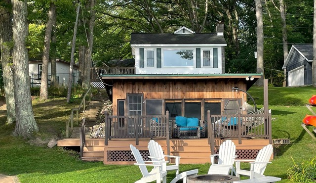 Charming 2BR Lakefront Cottage Retreat with Private Dock & Beach