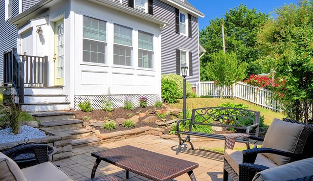 Charming 3-Bedroom Home Near Downtown Portsmouth!