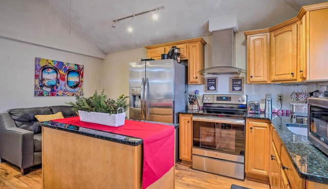 Charming Boston Area Home < 1 Mi to Revere Beach!