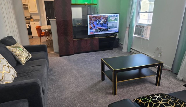 Charming Brand New & Fully Furnished 2-bedroom house in amazing Manchester