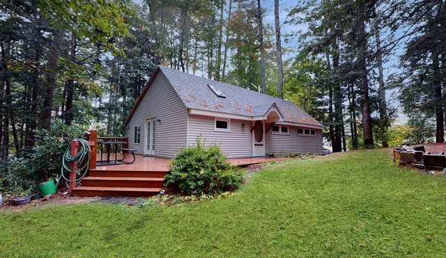 Charming Cabin with Serene Woodland Views and Modern Comforts
