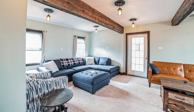 Charming Cottage w/ Lake Access Fire Pit
