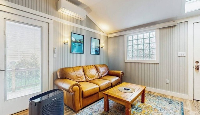 Charming, Dog-Friendly Cottage w/Shared Pool - Walk to the Ocean