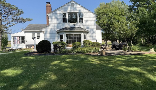 Charming Hudson Farmhouse on 12 Acres - 2 Miles from Cuyahoga Valley Nat’l Park
