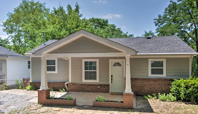 Charming Nashville Home ~ 5 Mi to Downtown!