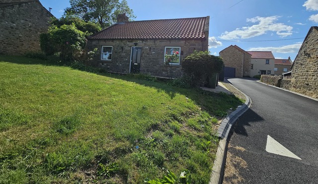 Charming two bed Cottage in the Heart of Ravensworth Village