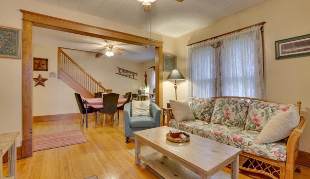 Charming Urbana Home Near Downtown!