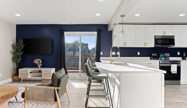 Chic Boho Retreat Near Downtown
