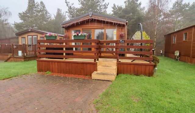 Chloe's Cabin, Felton