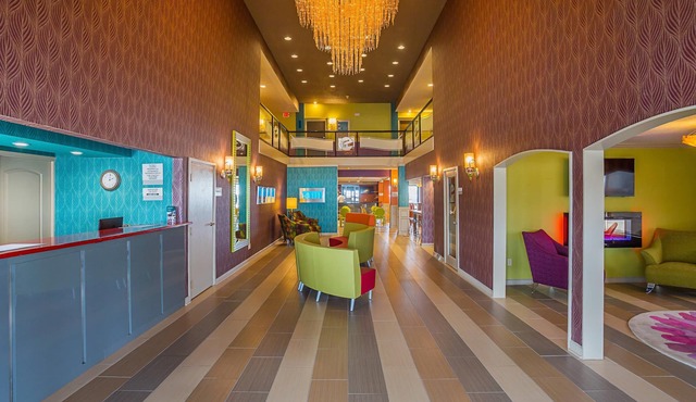 Clarion Inn & Suites Evansville Eastland Area