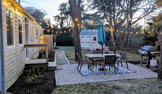 Close to Beach Renovated Dog Friendly Cape Cottage