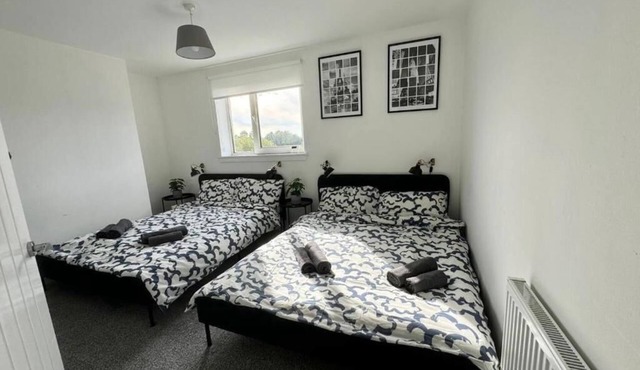 ClydeBank Brand new 3BDR Home, Glasgow